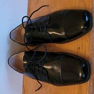 Florsheim Kids "Reveal" black leather shoes boys 4.5M